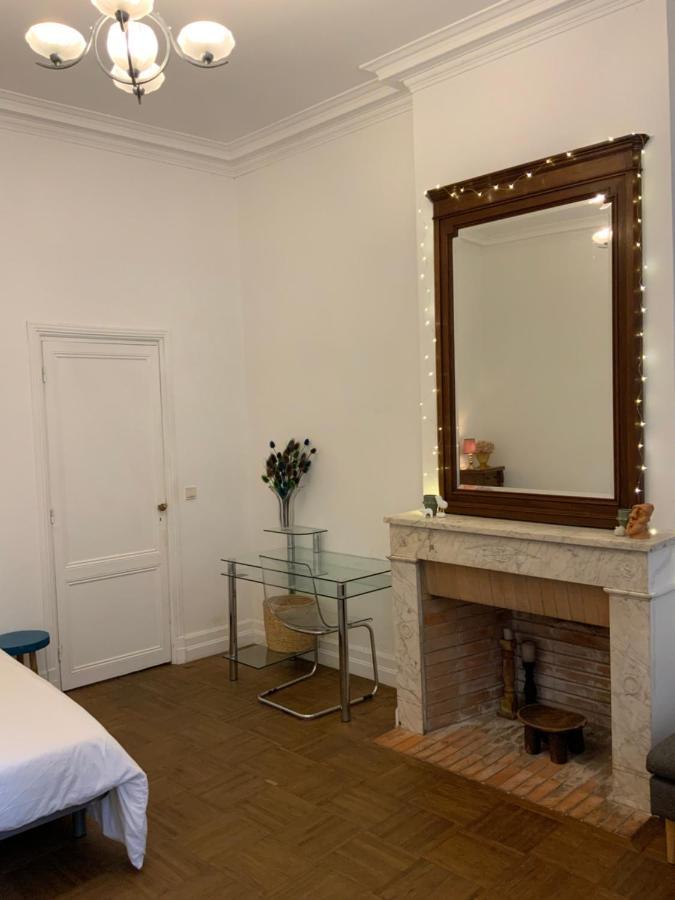 Grand Studio Style Bordelais Dans Le Triangle D'Or Bordeaux Luaran gambar
