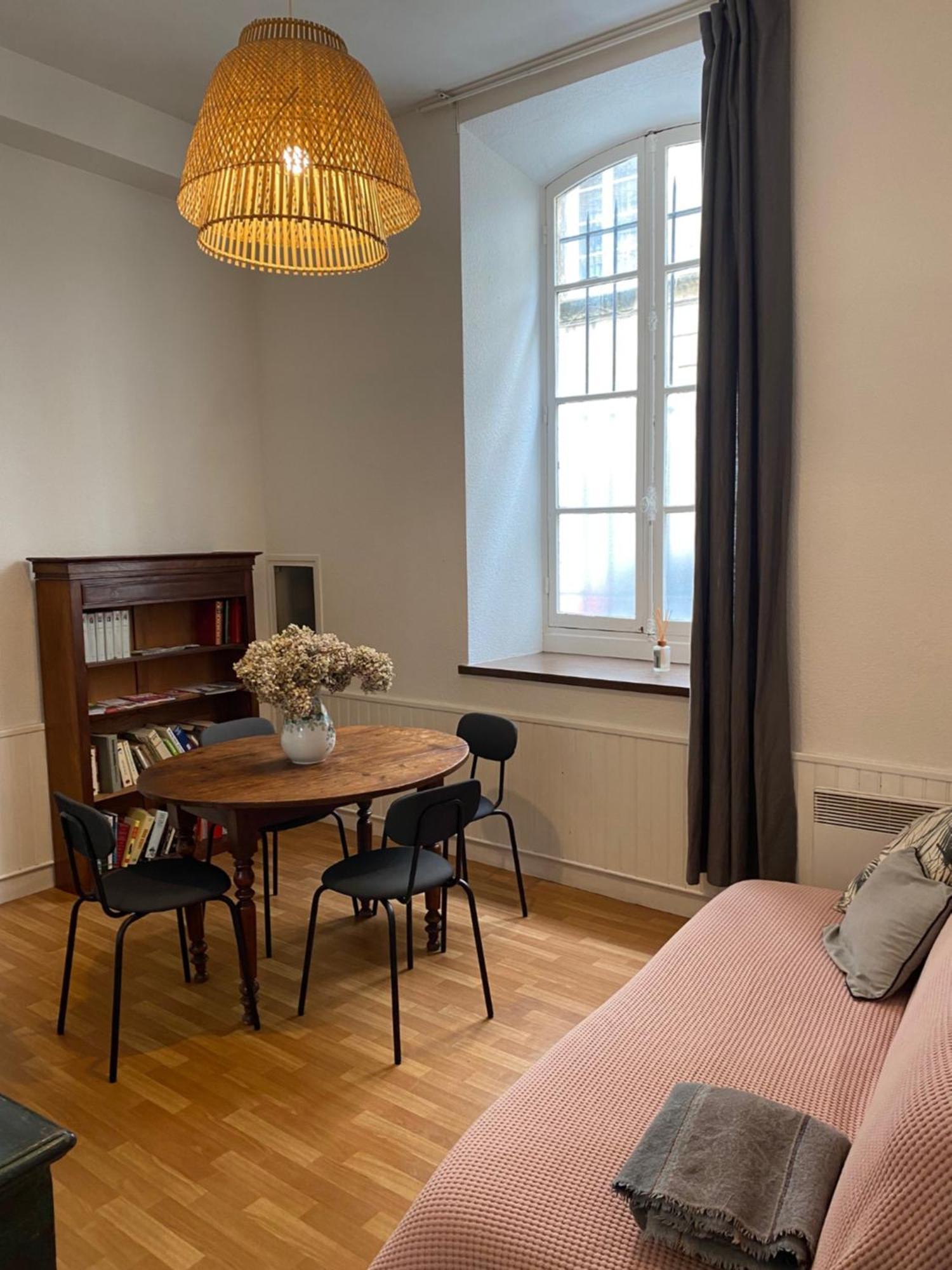 Grand Studio Style Bordelais Dans Le Triangle D'Or Bordeaux Luaran gambar